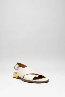 Chie Mihara - Lichtbeige Sandaal plat