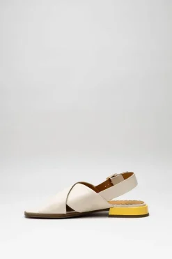 Chie Mihara - Lichtbeige Sandaal plat