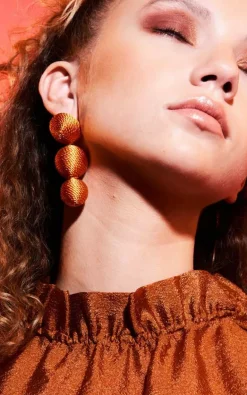 Laurence Delvallez - Oranje Oorbellen
