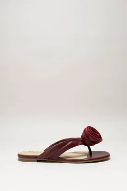 Lola Cruz - Bordeaux Slipper