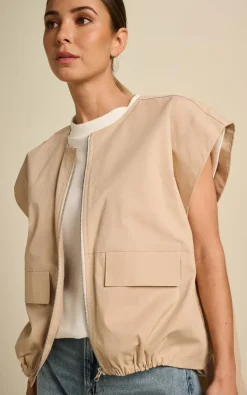 March 23 - Beige Jas