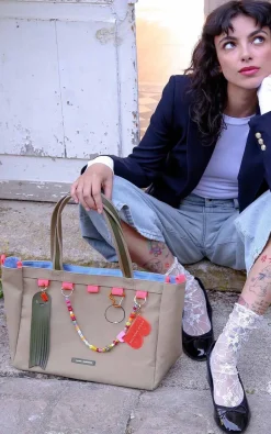 Marie Martens - Kaki Shopper