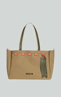 Marie Martens - Kaki Shopper