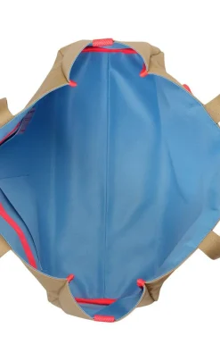 Marie Martens - Kaki Shopper