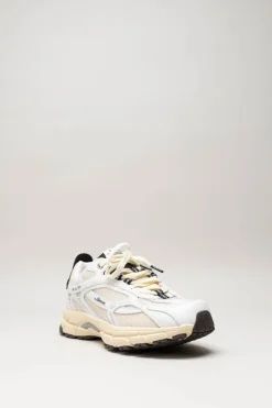 Mercer Amsterdam - Beige Sneaker