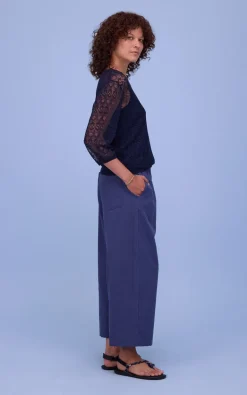 Nathalie Vleeschouwer - Blauw Broek