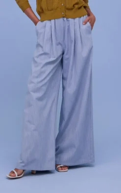 Nathalie Vleeschouwer - Blauw Broek
