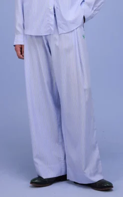 Nathalie Vleeschouwer - Blauw Broek