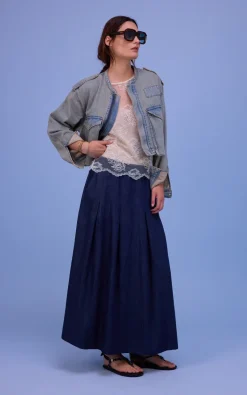 Nathalie Vleeschouwer - Blauw Jas
