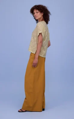 Nathalie Vleeschouwer - Oker Broek