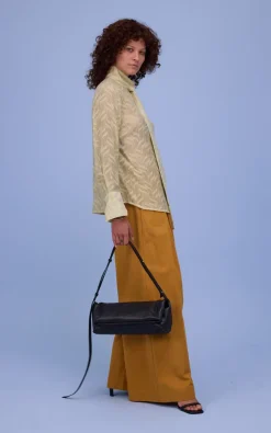 Nathalie Vleeschouwer - Oker Broek