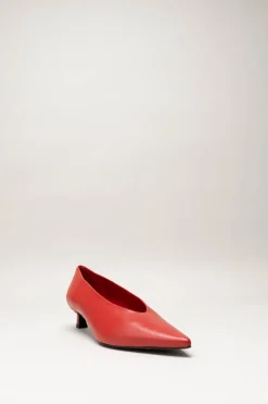 Nathalie Vleeschouwer - Rood Pump