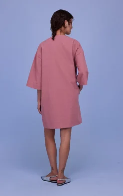 Nathalie Vleeschouwer - Roze Jurk