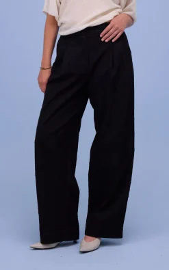 Nathalie Vleeschouwer - Zwart Broek