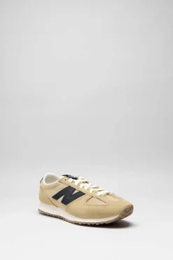 New Balance - Donkerbeige Sneaker