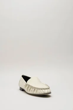 Odare - Ecru Mocassin
