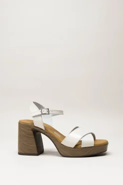 Oh My Sandals - Lichtbeige Sandaal hak