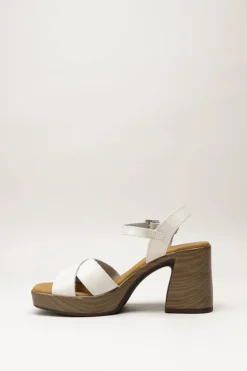 Oh My Sandals - Lichtbeige Sandaal hak