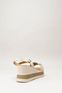 Oh My Sandals - Lichtbeige Sandaal sleehak