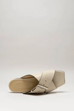 Poeve - Lichtbeige Slipper