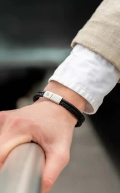 Steel & Barnett - Zwart Armband