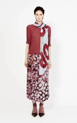 Talking Walls - Roze Rok