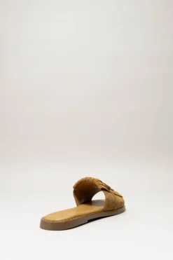 Tango - Camel Slipper