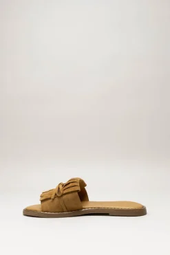 Tango - Camel Slipper