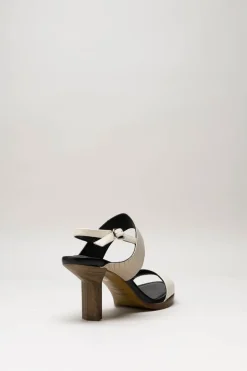 Thiron - Beige Sandaal hak