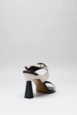 Thiron - Beige Sandaal hak