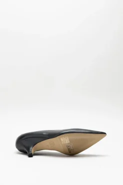 Toral - Zwart Pump
