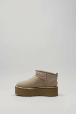 Ugg - Beige Enkellaars plat